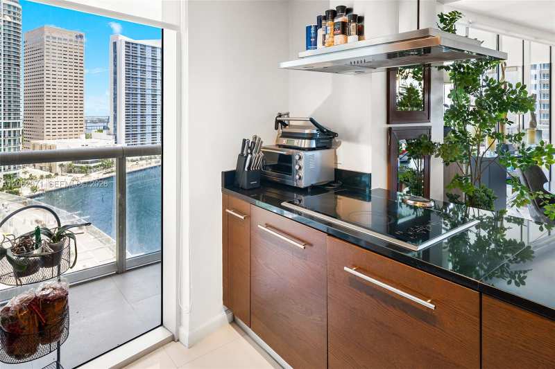 495 Brickell Ave # 1802, Miami FL 33131