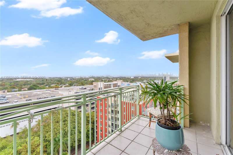 3500 Coral Way # 10, Miami FL 33145