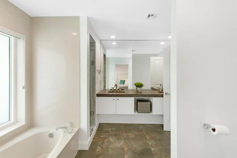 904 HYACINTH Drive, Delray Beach FL 33483