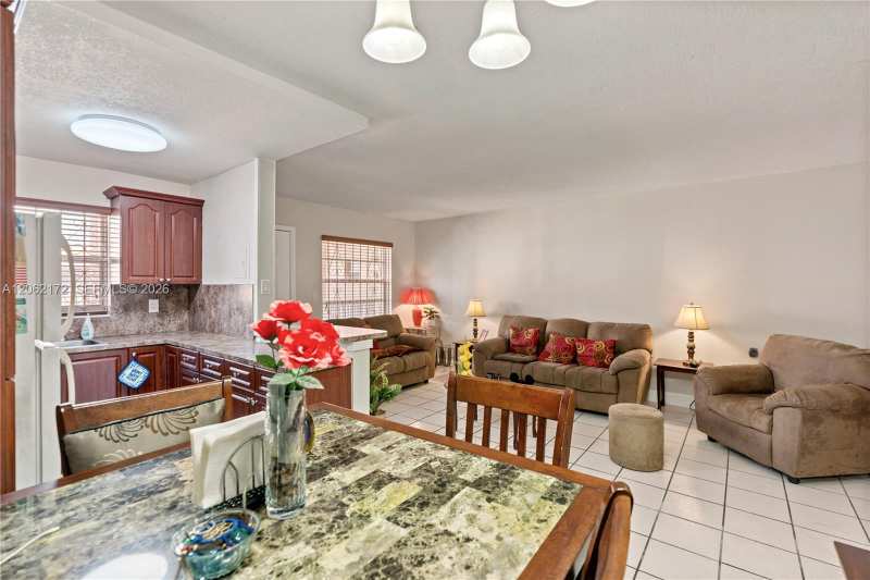 1855 W 60th St # 407, Hialeah FL 33012