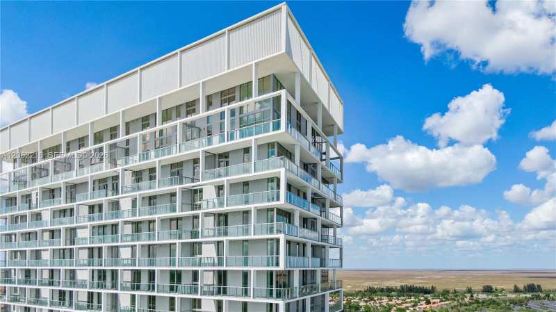 2000 Metropica Way # 2010, Sunrise FL 33323
