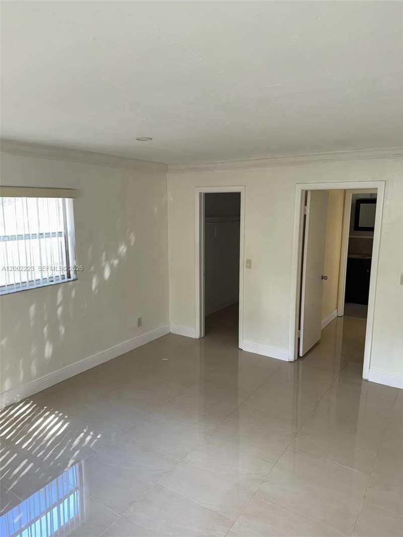 14052 NE 2nd Ct # 221, Miami FL 33161
