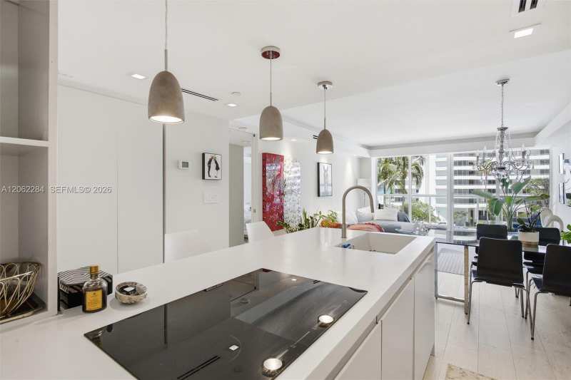 5600 Collins Ave # 5A, Miami Beach FL 33140