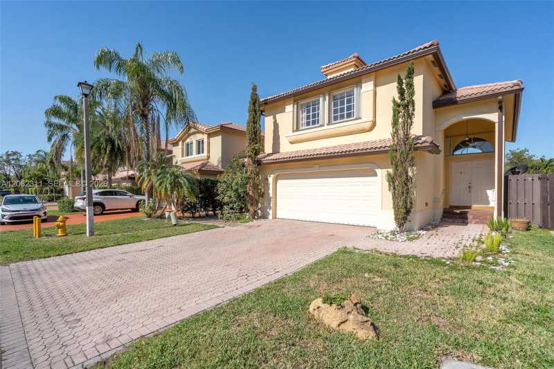 5160 NW 112th Ct, Doral FL 33178