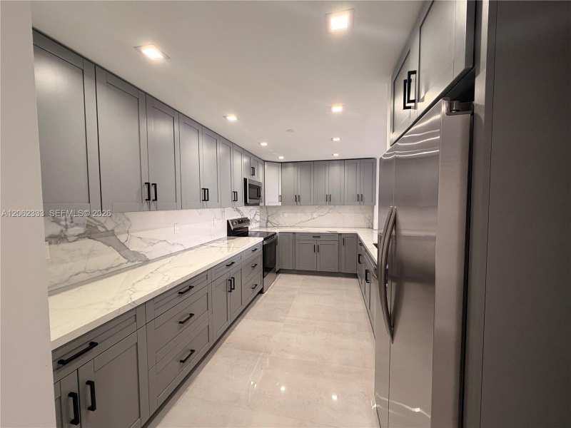 151 Crandon Blvd # 524, Key Biscayne FL 33149