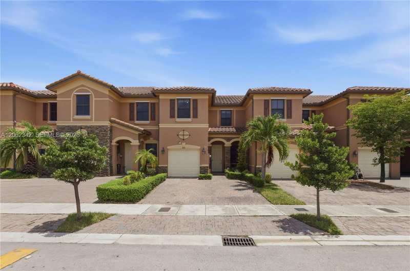 9033 W 33rd Avenue, Hialeah FL 33018