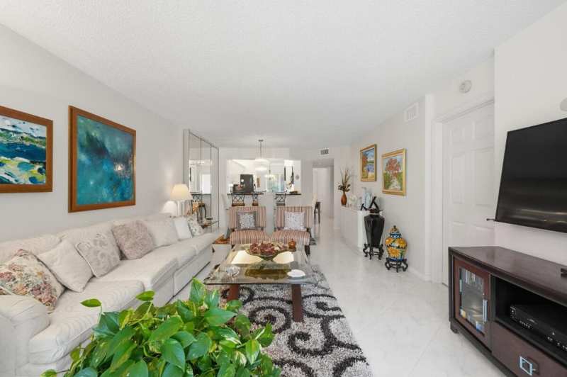 7440 TRENT Drive # 209, Tamarac FL 33321
