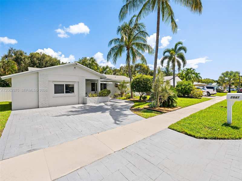2841 NW 69th Ct, Fort Lauderdale FL 33309