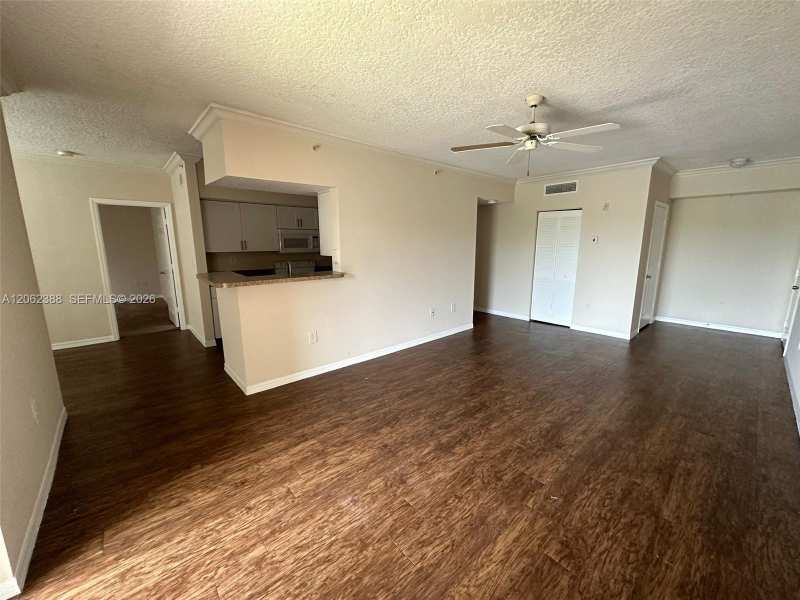 11600 SW 2nd St # 18208, Pembroke Pines FL 33025