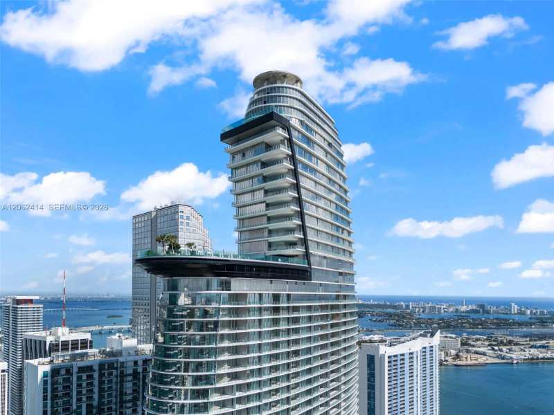 300 Biscayne Blvd Way # 1708, Miami FL 33131