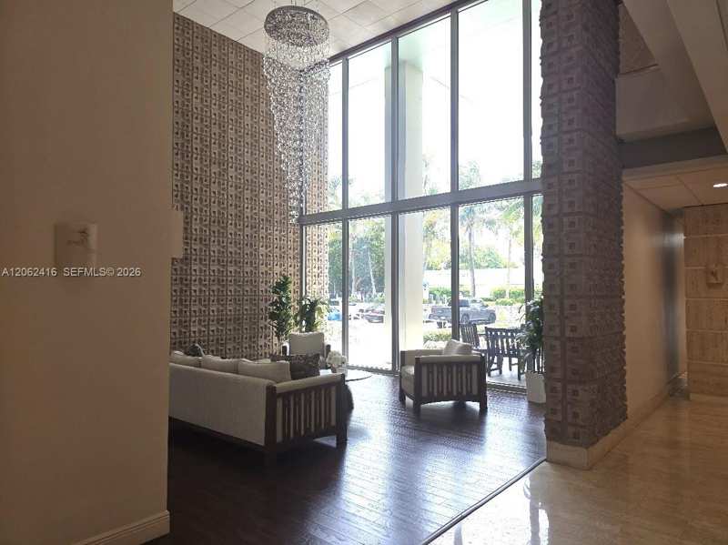 2899 Collins Ave # 940, Miami Beach FL 33140