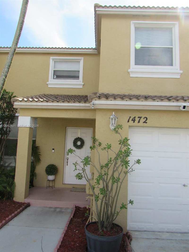 1472 NW 154th Ln, Pembroke Pines FL 33028