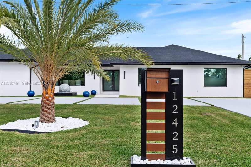 12425 SW 226th St, Miami FL 33170