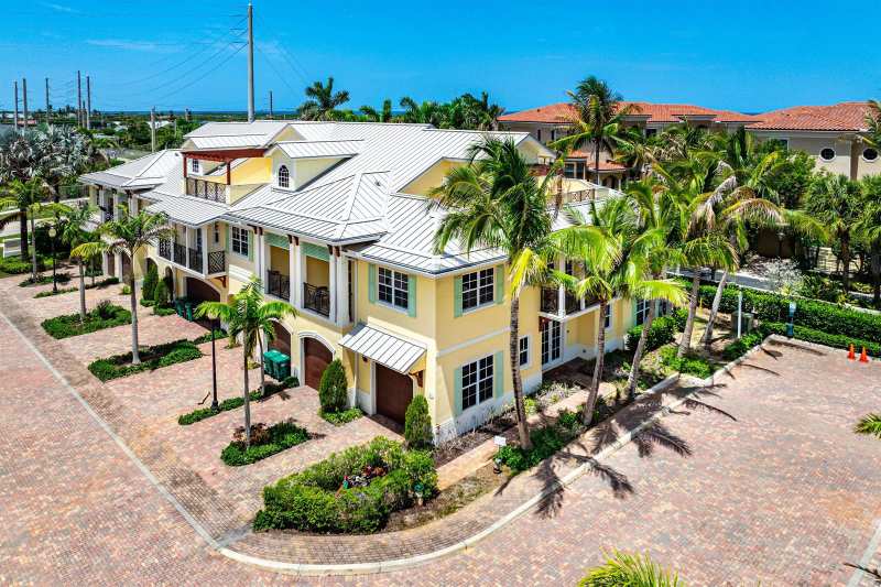 3770 County Line Road # B5, Tequesta FL 33469