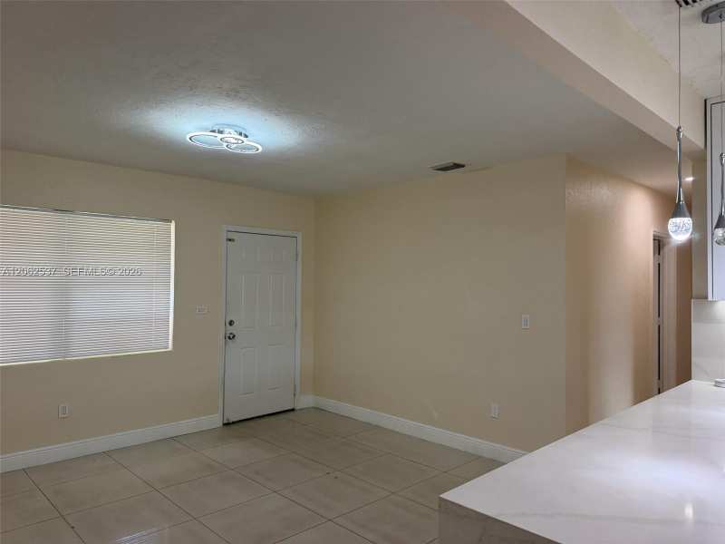 9016 NW 35th Ct, Miami FL 33147