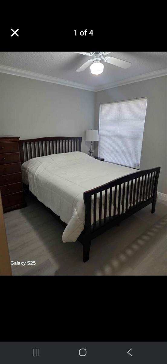 3703 Hertford Court, FL 33463