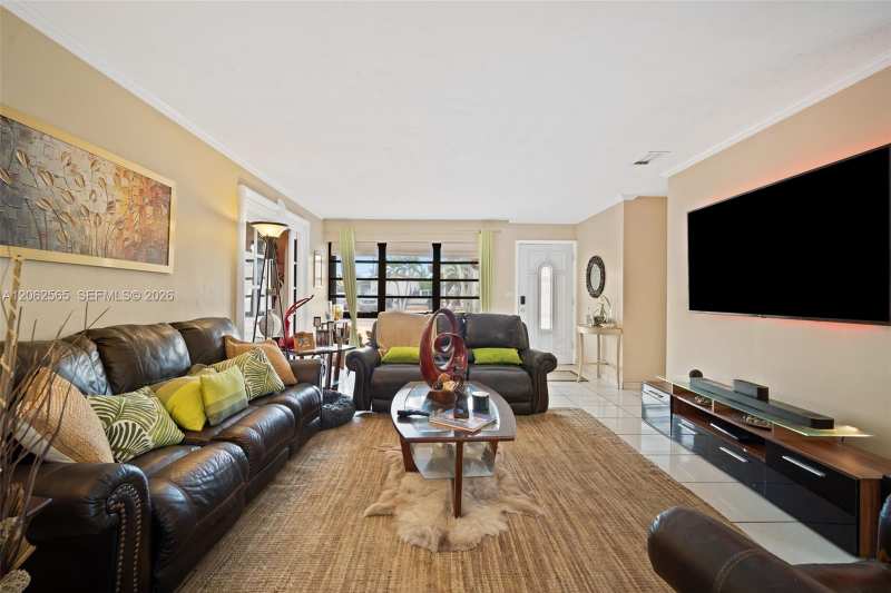 12330 SW 39th Ter, Miami FL 33175