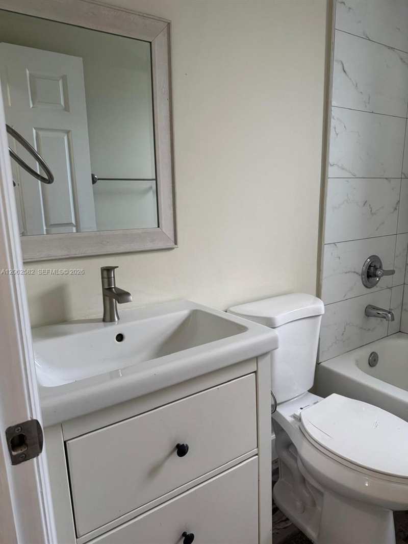 1701 NW 13th Ct # 0, Fort Lauderdale FL 33311