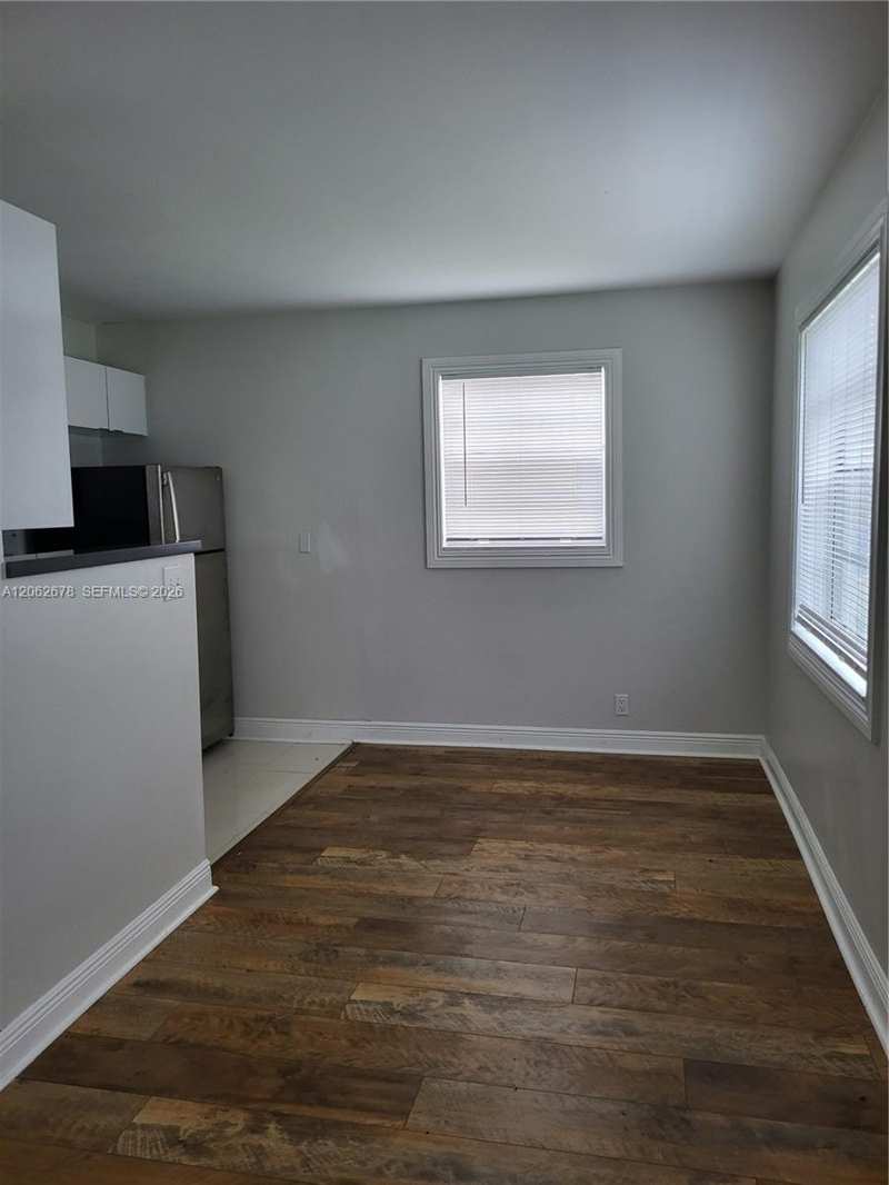 35 NE 13th St # 1, Fort Lauderdale FL 33304