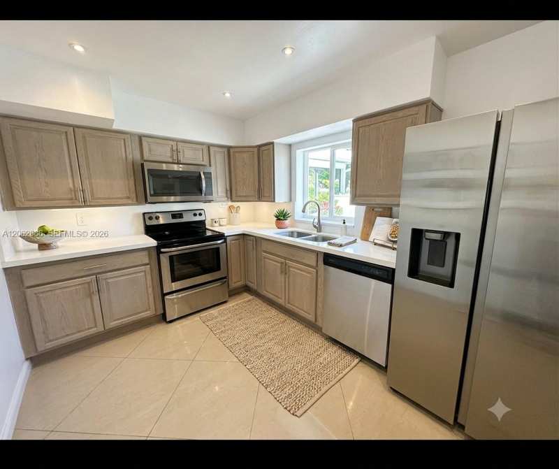 1415 Garfield St, Hollywood FL 33020