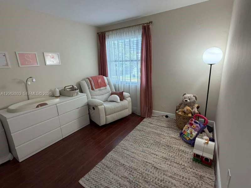 9417 Fontainebleau Blvd # 27, Miami FL 33172
