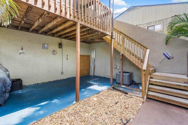 2 CROSSINGS Circle E, Boynton Beach FL 33435