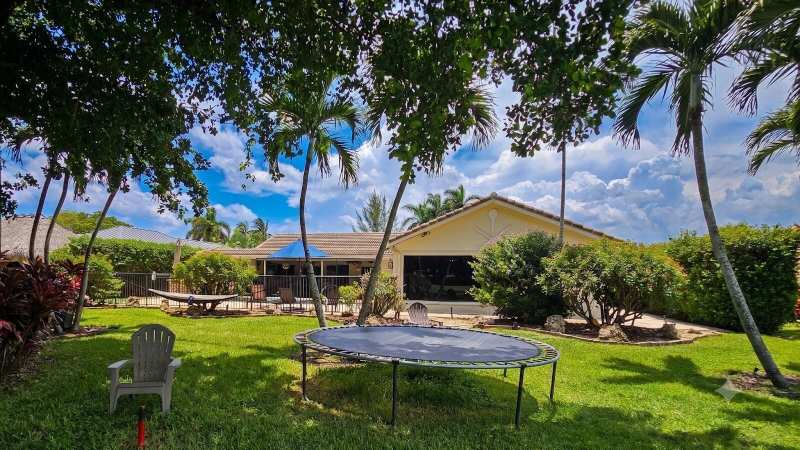 244 Walton-Heath Drive, Atlantis FL 33462