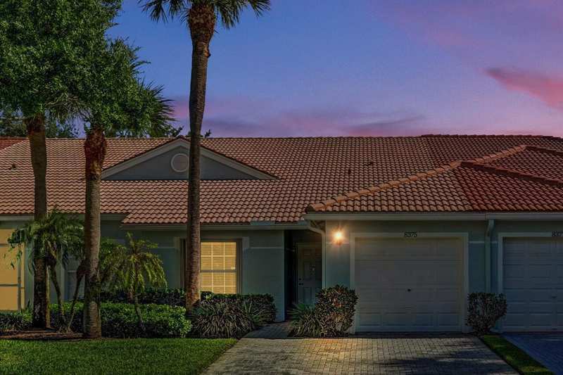 8375 Logia Circle, Boynton Beach FL 33472