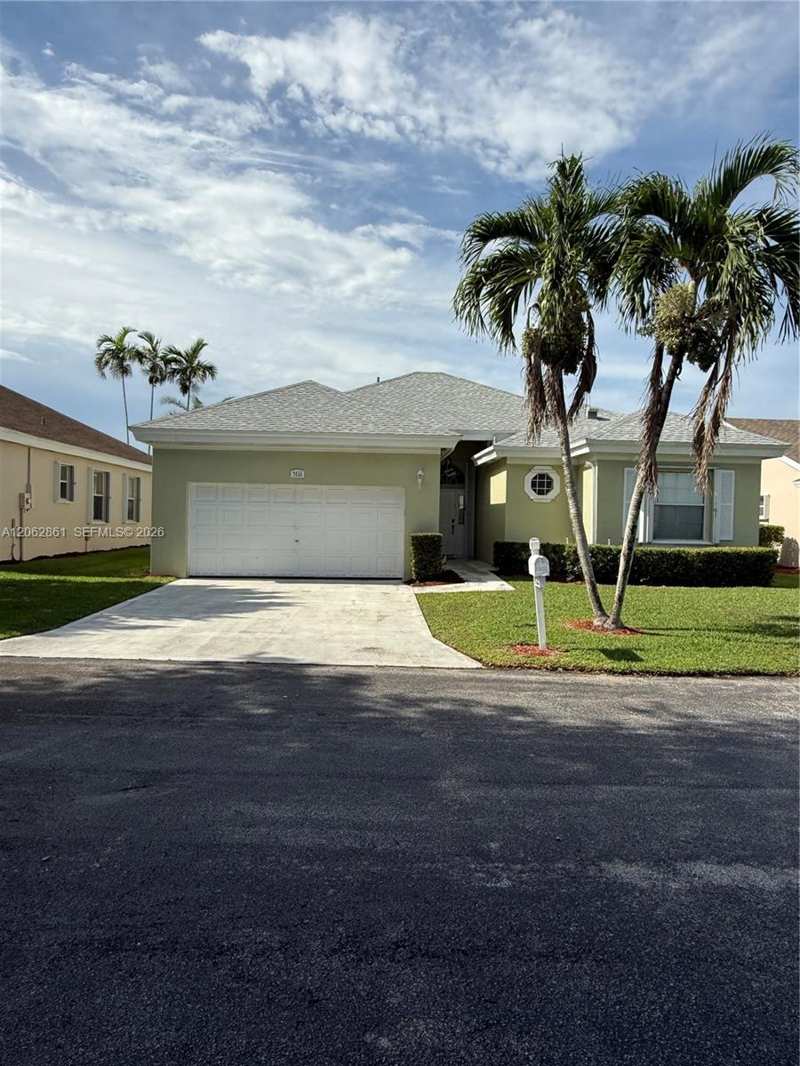 2435 SE 7th Pl # 2435, Homestead FL 33033