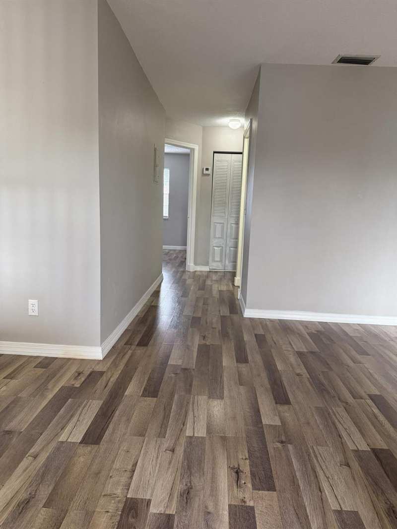 1409 LAKE Avenue # 6, FL 33460