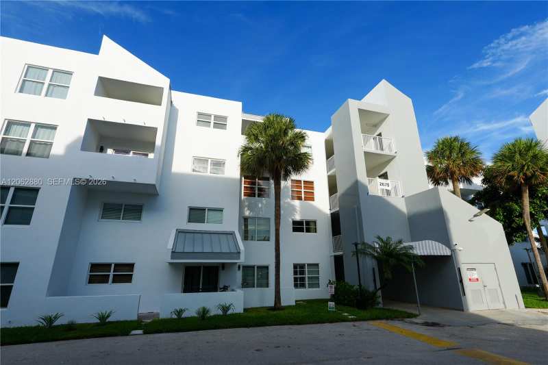 2870 NE 14th St Cswy # 303C, Pompano Beach FL 33062