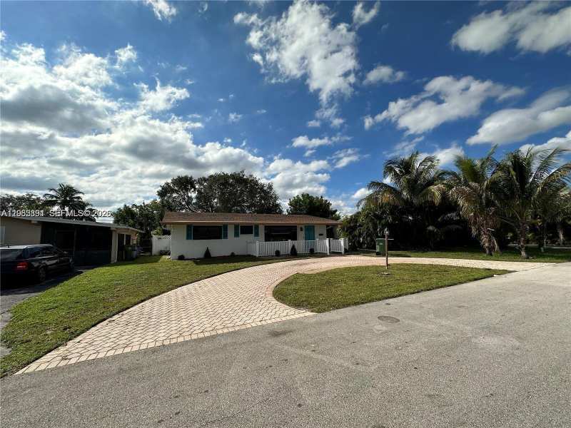 7880 NW 11th St # 0, Pembroke Pines FL 33024