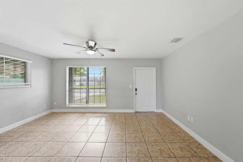 3100 SW 33rd Avenue, West Park FL 33023
