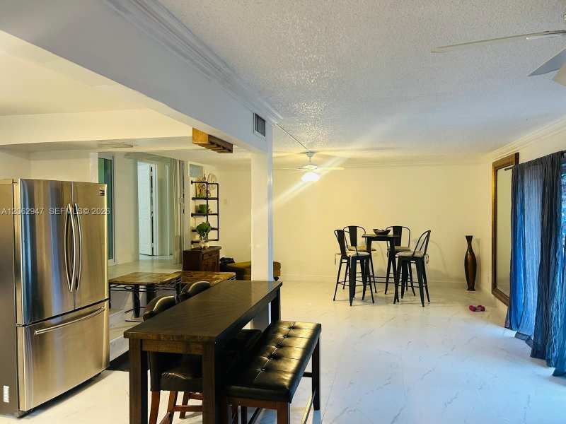 4850 SW 63rd Ter # 211, Davie FL 33314