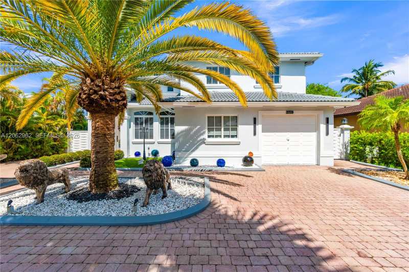 2776 SW 143rd Pl, Miami FL 33175