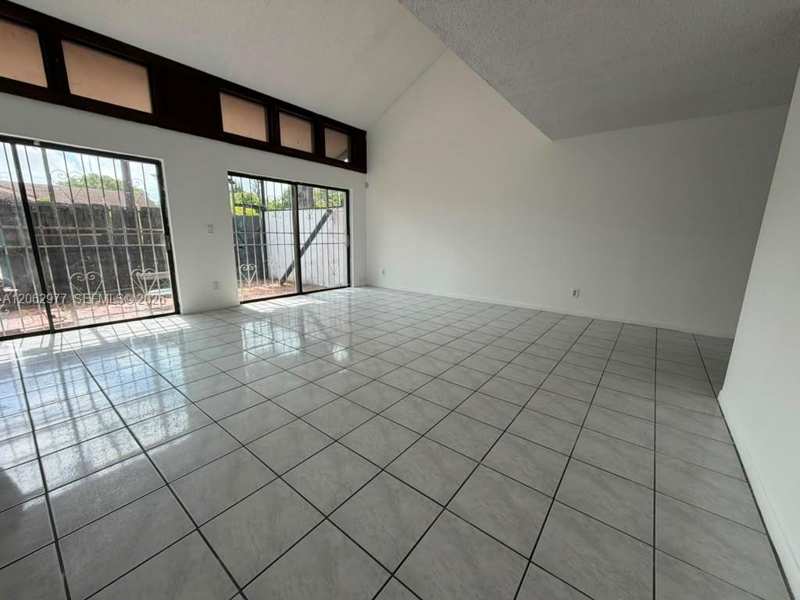 4045 SW 68th Way # I, Miramar FL 33023