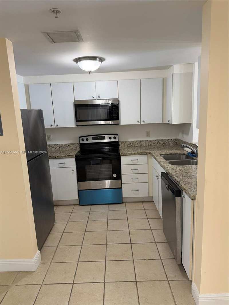 1250 S Miami Ave # 1912, Miami FL 33130