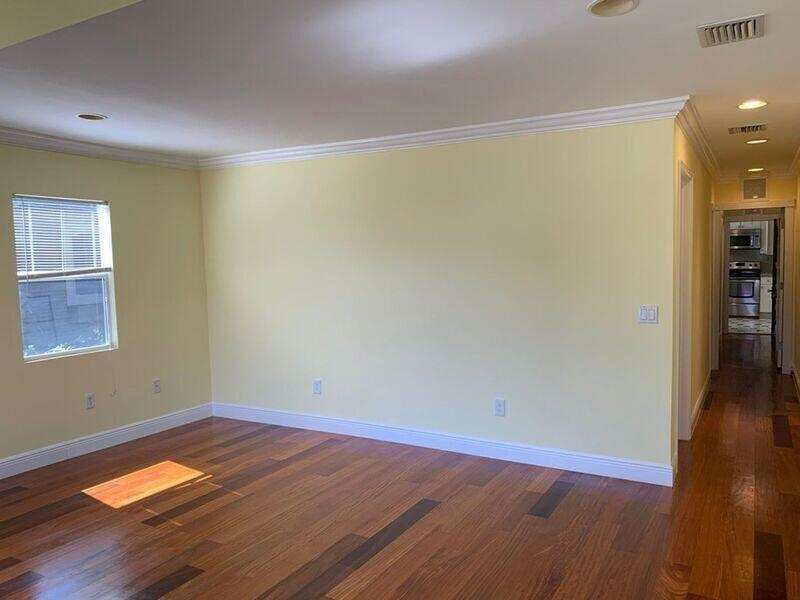 215 S OCEAN BREEZE, FL 33460