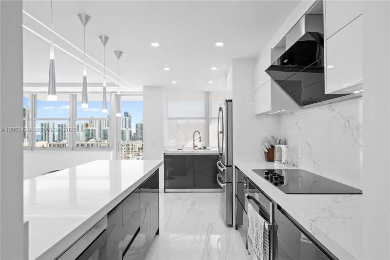 250 174th St # 1803, Sunny Isles Beach FL 33160