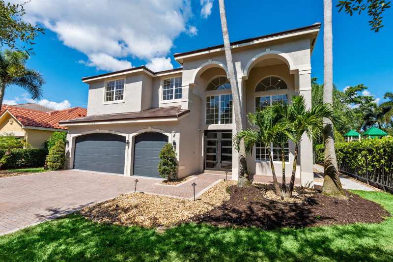 9705 Napoli Woods Lane, Delray Beach FL 33446