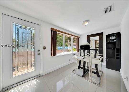 4064 NW 4th Ter, Miami FL 33126