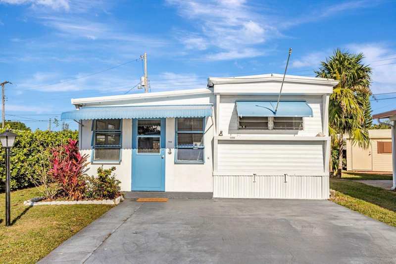 14556 Glenview Drive, Delray Beach FL 33445