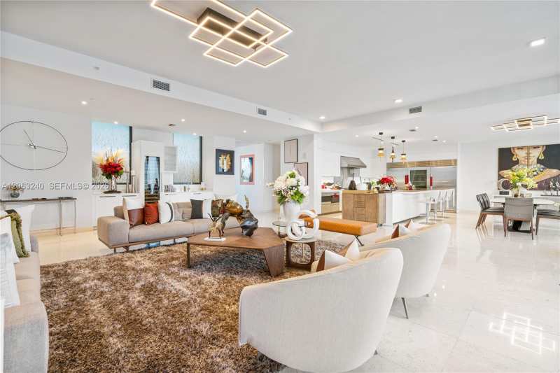 3581 E Glencoe St # 505, Miami FL 33133
