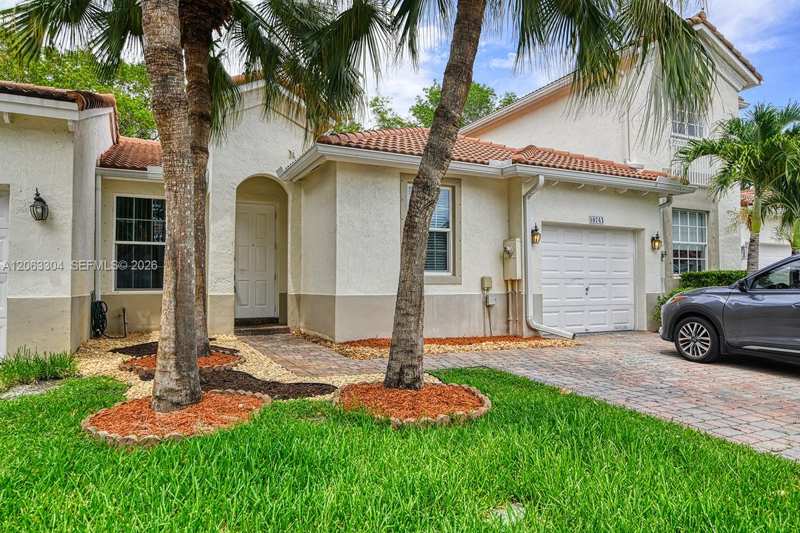 18743 SW 27th St, Miramar FL 33029