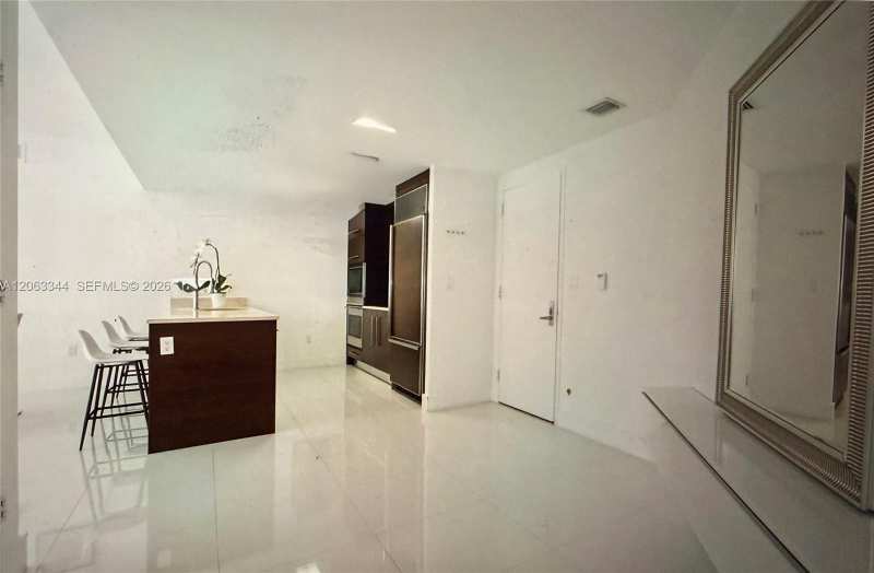 475 BRICKELL AVE # 4909, Miami FL 33131