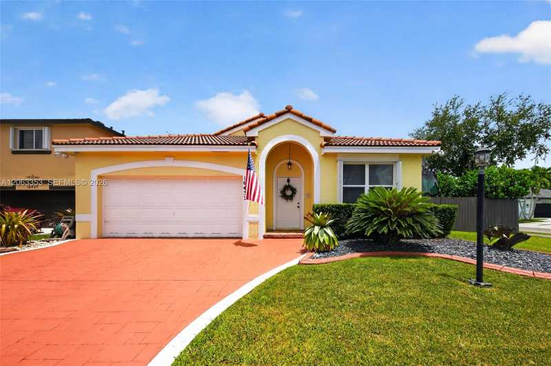 16437 SW 76th Ter, Miami FL 33193