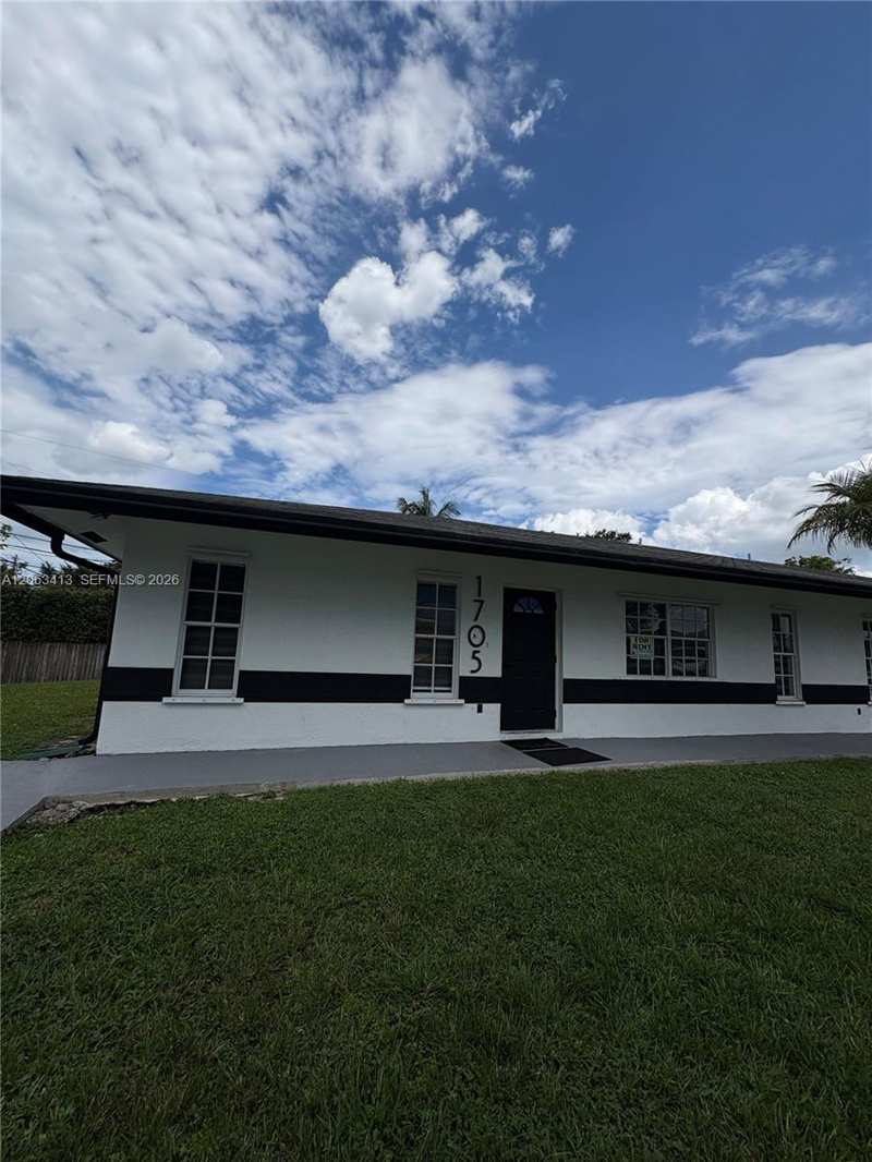 1705 SW 100th Ave # 2, Miramar FL 33025