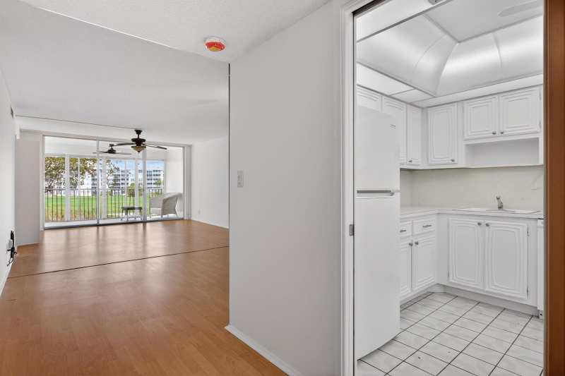 2651 S Palm Aire Drive # 302, Pompano Beach FL 33069