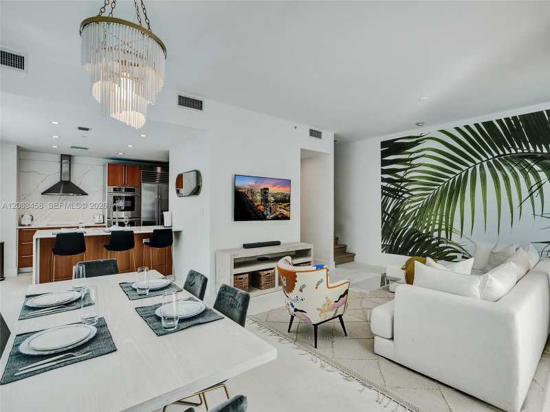 6103 Aqua Ave # 107, Miami Beach FL 33141