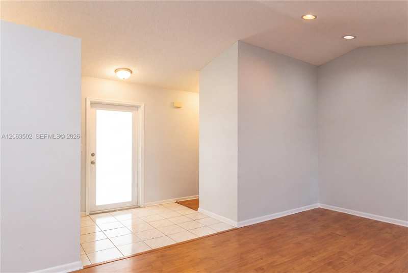 25039 SW 127th Pl, Homestead FL 33032